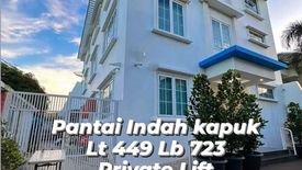 Rumah dijual dengan 6 kamar tidur di Kamal Muara, Jakarta