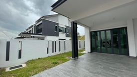 4 Bedroom House for sale in Batu Caves, Selangor