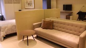 Condo for rent in San Lorenzo, Metro Manila