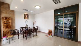 4 Bedroom Townhouse for sale in Sanam Bin, Bangkok