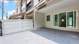 3 Bedroom Townhouse for sale in Suan Luang, Bangkok near Airport Rail Link Hua Mak