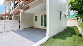 3 Bedroom Townhouse for sale in Suan Luang, Bangkok near Airport Rail Link Hua Mak