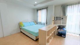 3 Bedroom Townhouse for sale in Plus City Park Srinagarindra-Suanluang, Bang Chak, Bangkok