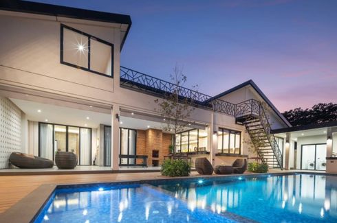 8 Bedroom Villa for sale in Pa Daet, Chiang Mai