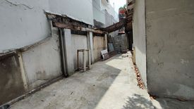 5 Bedroom House for sale in Phil-Am, Metro Manila near MRT-3 North Avenue