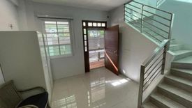 30 Bedroom House for rent in Western Bicutan, Metro Manila