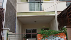 Townhouse for sale in Pamplona Dos, Metro Manila