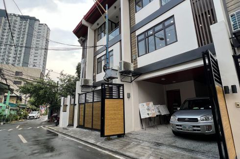 4 Bedroom Townhouse for sale in Vergara, Metro Manila