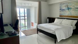 2 Bedroom Condo for rent in Joya Lofts and Towers, Rockwell, Metro Manila near MRT-3 Guadalupe