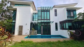 5 Bedroom House for sale in Rawang, Selangor