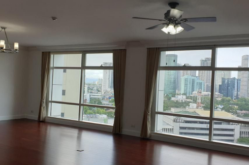 3 Bedroom Condo for sale in Urdaneta, Metro Manila near MRT-3 Buendia
