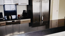 1 Bedroom Condo for rent in San Lorenzo, Metro Manila near MRT-3 Ayala