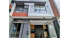 4 Bedroom Townhouse for sale in Bahay Toro, Metro Manila near LRT-1 Roosevelt