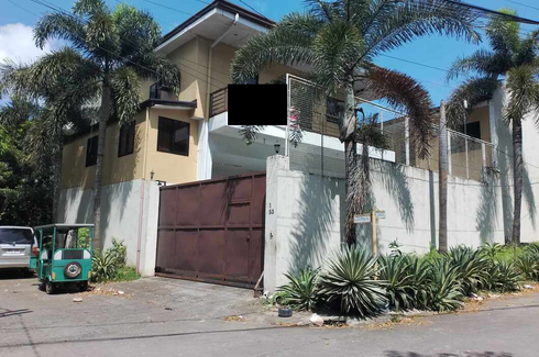 12 Bedroom House for sale in Poblacion, Metro Manila