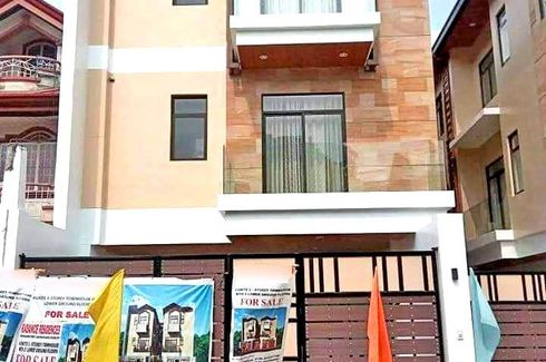 5 Bedroom House for sale in Sikatuna Village, Metro Manila