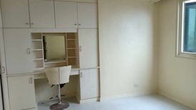 2 Bedroom Condo for sale in Poblacion, Metro Manila