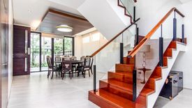 3 Bedroom House for rent in San Lorenzo, Metro Manila near MRT-3 Ayala