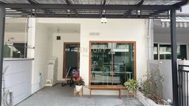 4 Bedroom Townhouse for sale in Lat Phrao, Bangkok