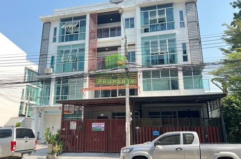 3 Bedroom Townhouse for sale in Bang Bon, Bangkok
