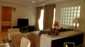 3 Bedroom Condo for rent in Nusasiri Grand, Phra Khanong, Bangkok near BTS Ekkamai