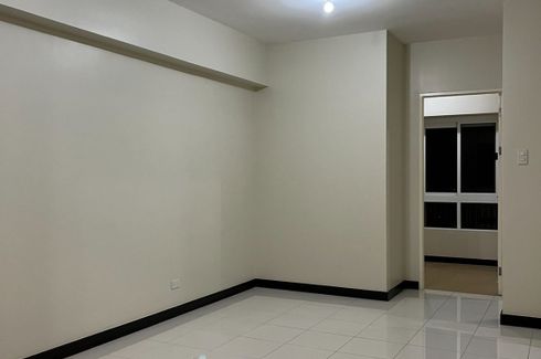 2 Bedroom Condo for rent in Sheridan Towers, Buayang Bato, Metro Manila near MRT-3 Boni