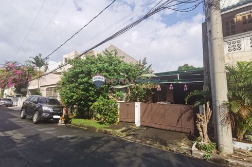 House for sale in Poblacion, Metro Manila
