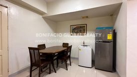 2 Bedroom Condo for rent in Forbeswood Heights, Bagong Tanyag, Metro Manila