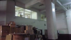 Warehouse / Factory for sale in Manuyo Dos, Metro Manila