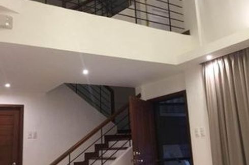 4 Bedroom Townhouse for rent in South Triangle, Metro Manila near MRT-3 Kamuning