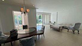 8 Bedroom House for rent in Dasmariñas Village, Dasmariñas North, Metro Manila near MRT-3 Magallanes