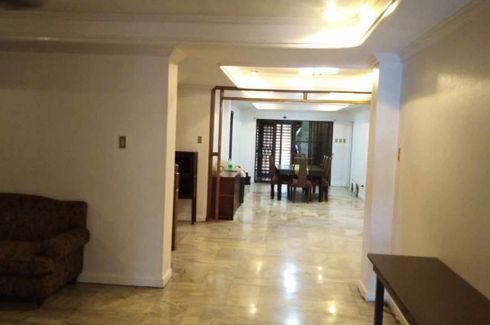 8 Bedroom House for rent in Ugong, Metro Manila