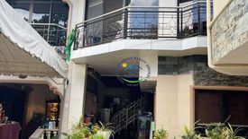 6 Bedroom House for sale in Basak San Nicolas, Cebu
