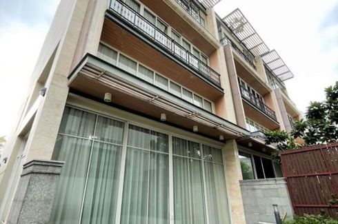 3 Bedroom Townhouse for rent in Khlong Tan Nuea, Bangkok