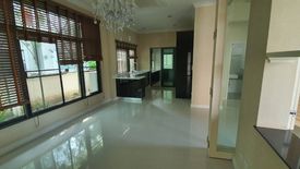 4 Bedroom Apartment for sale in Saphan Sung, Bangkok