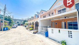 3 Bedroom Townhouse for sale in Thai Ban, Samut Prakan near BTS Sawangkhaniwat
