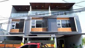 6 Bedroom Townhouse for sale in Commonwealth, Metro Manila