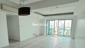 2 Bedroom Condo for sale in Wack-Wack Greenhills, Metro Manila near MRT-3 Shaw Boulevard