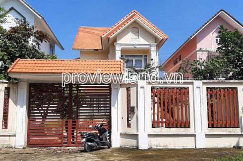 Cho thuê villa 4 phòng ngủ tại Phú Hữu, Quận 9, Hồ Chí Minh