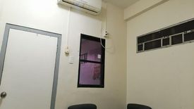 4 Bedroom Apartment for rent in Barangay 194, Metro Manila