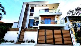 4 Bedroom House for sale in Commonwealth, Metro Manila