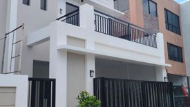 5 Bedroom House for sale in Quiapo, Metro Manila near LRT-1 Carriedo