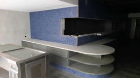 Commercial for rent in Urdaneta, Metro Manila near MRT-3 Ayala