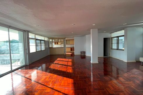 3 Bedroom Apartment for rent in Sam Sen Nai, Bangkok near BTS Sanam Pao