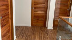 4 Bedroom House for sale in Talon Dos, Metro Manila