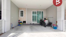 4 Bedroom Townhouse for sale in Bang Krut, Chachoengsao