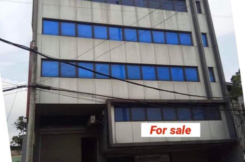 Office for sale in Pio Del Pilar, Metro Manila