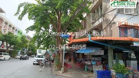 4 Bedroom Commercial for sale in Bang Khlo, Bangkok