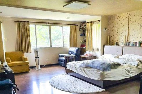 10 Bedroom House for sale in Matandang Balara, Metro Manila