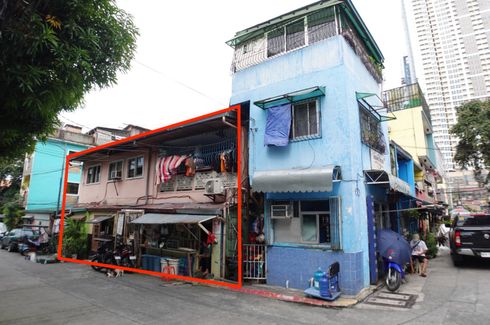 House for sale in South Cembo, Metro Manila near MRT-3 Guadalupe