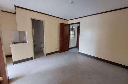 6 Bedroom Apartment for rent in Pio Del Pilar, Metro Manila
